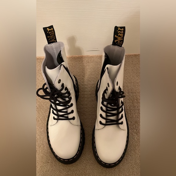 Dr. Marten’s Jadon White Polished Smooth boots - new - - Picture 4 of 5